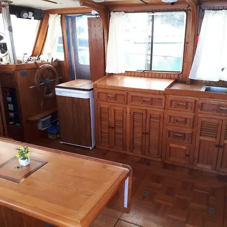 別荘 Sardinia Boat カリアリ
